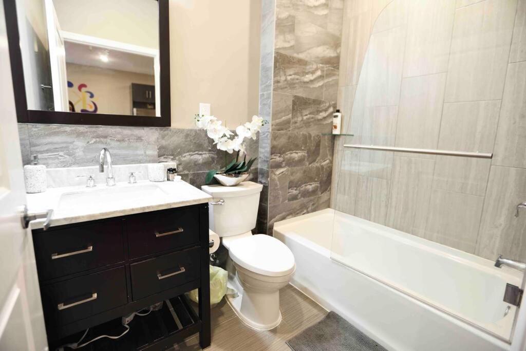504 Luxe 1Bdr Apt In Center City Filadelfia Esterno foto